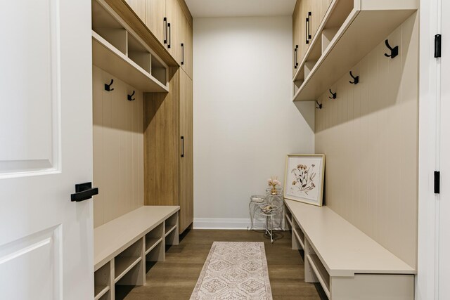 1906 Lee St, Des Plaines, IL 60018 - mudroom featuring dark wood-style floors and baseboards