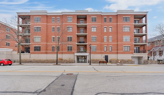 210 N Addison Ave Unit 206, Elmhurst, IL 60126 - view of building exterior