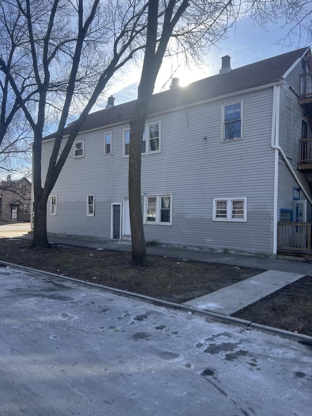 8900 S Escanaba Ave, Chicago, IL 60617 - photo 2