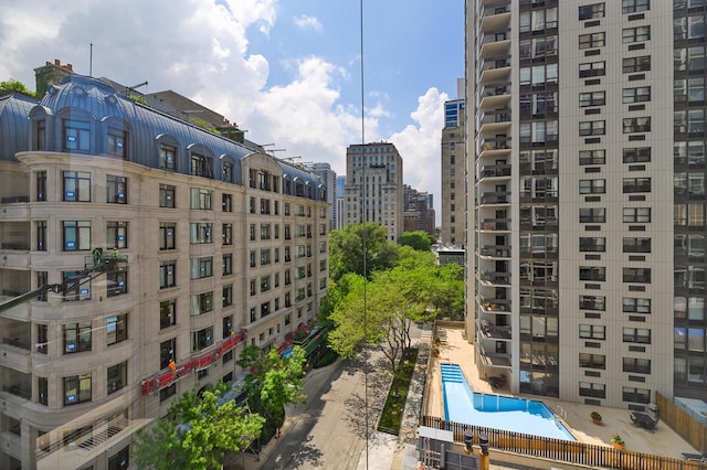 1300 N Lake Shore Dr Unit 25B, Chicago, IL 60610 - city view