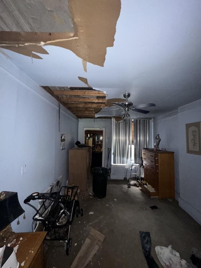 3634 S Giles Ave, Chicago, IL 60653 - miscellaneous room featuring a ceiling fan