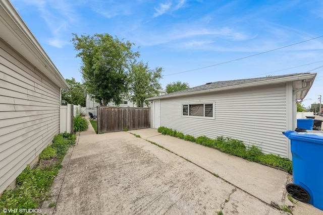 6317 W Roscoe St, Chicago, IL 60634 - view of patio