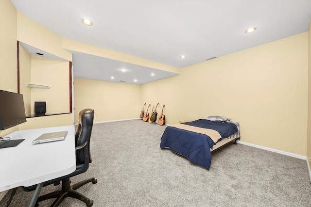 bedroom featuring baseboards, carpet floors, and recessed lighting