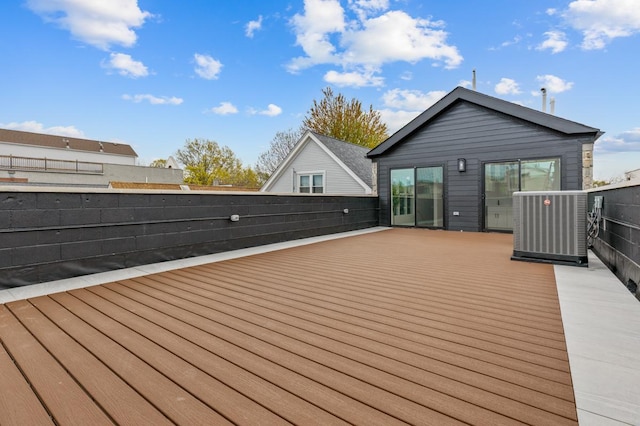 1522 W Wolfram St, Chicago, IL 60657 - wooden deck with central AC