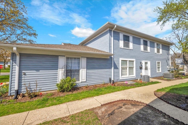 1330 Woodcutter Ln, Wheaton, IL 60189 - view of front of property featuring cooling unit
