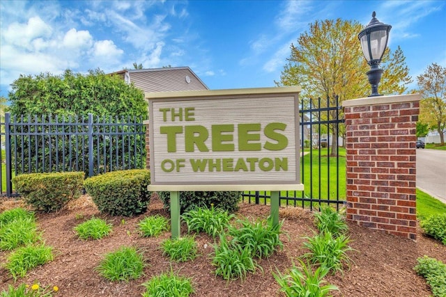 1330 Woodcutter Ln, Wheaton, IL 60189 - community / neighborhood sign with fence