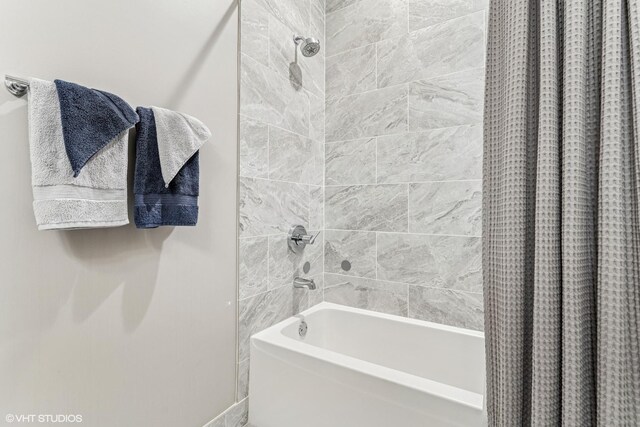 1841 N California Ave Unit 3A, Chicago, IL 60647 - bathroom featuring shower / bath combo with shower curtain