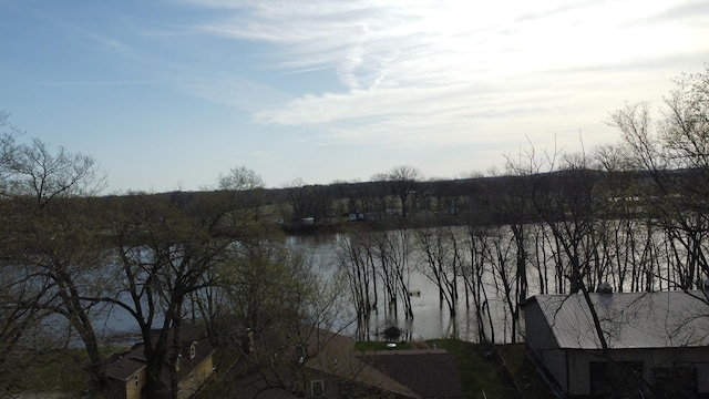 2775 E Riverview Dr, Kankakee, IL 60901 - view of water feature