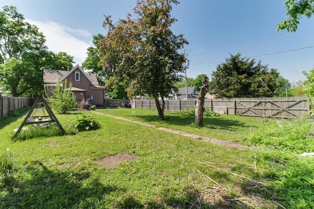 201 E Boundary St, Stanford, IL 61774 - view of yard
