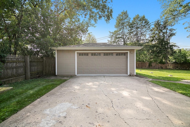 12332 S Harold Ave, Palos Heights, IL 60463 - detached garage with fence
