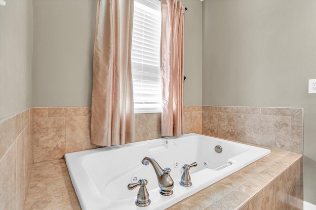 full bath featuring a jetted tub