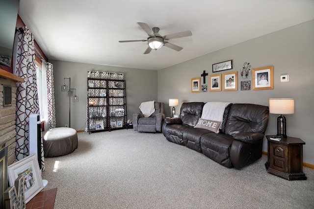 493 W Chebanse Ave, Chebanse, IL 60922 - carpeted living area featuring ceiling fan, baseboards, and a glass covered fireplace