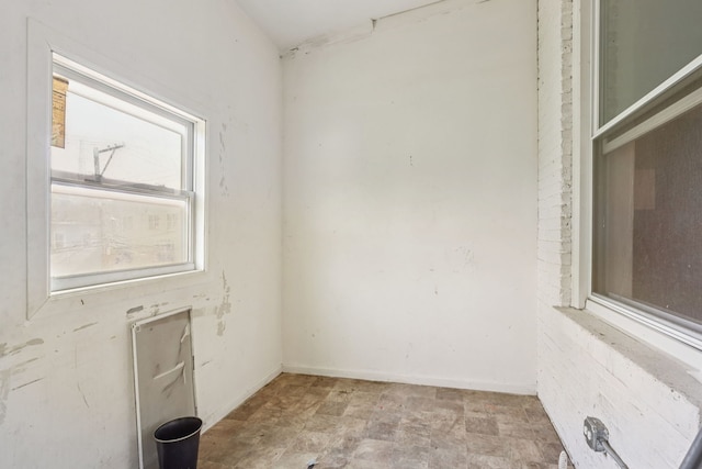 3220 W Polk St, Chicago, IL 60624 - empty room with baseboards