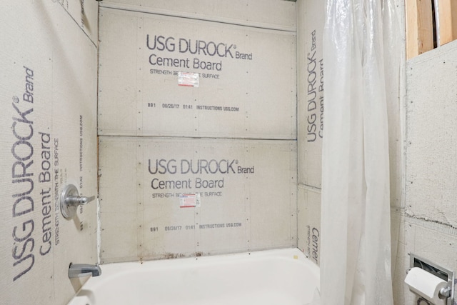 3220 W Polk St, Chicago, IL 60624 - view of bathroom