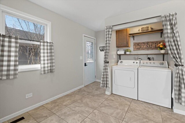 24860 W Forest Dr, Lake Villa, IL 60046 - laundry room with independent washer and dryer, baseboards, and light tile patterned floors