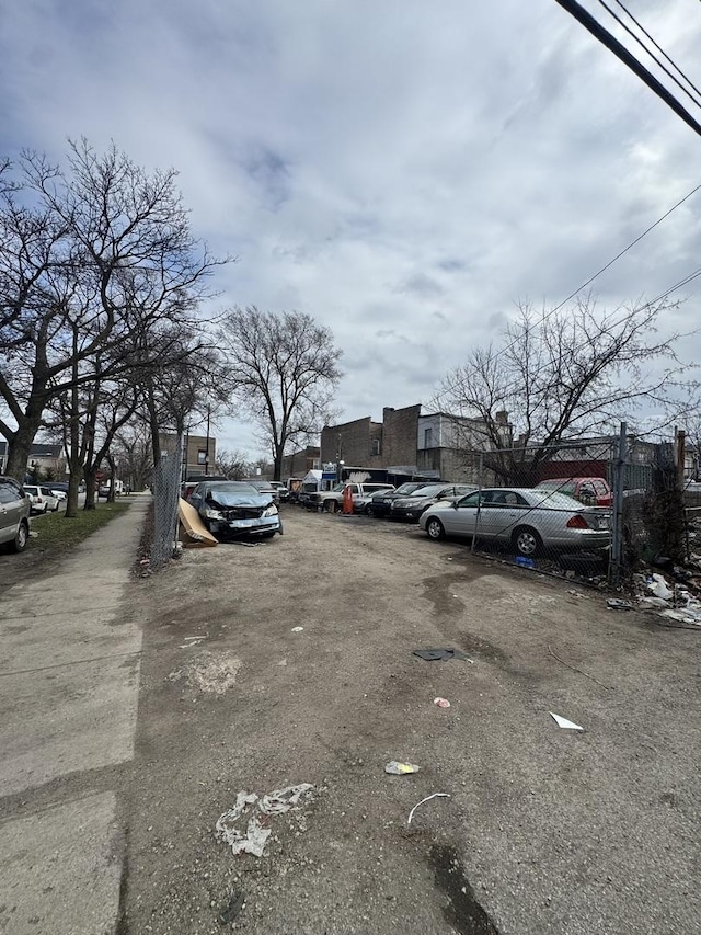 652 N Cicero Ave, Chicago, IL 60644