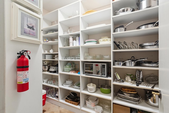 621 Chatfield Rd, New Lenox, IL 60451 - view of pantry