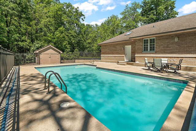 621 Chatfield Rd, New Lenox, IL 60451 - view of pool with a patio