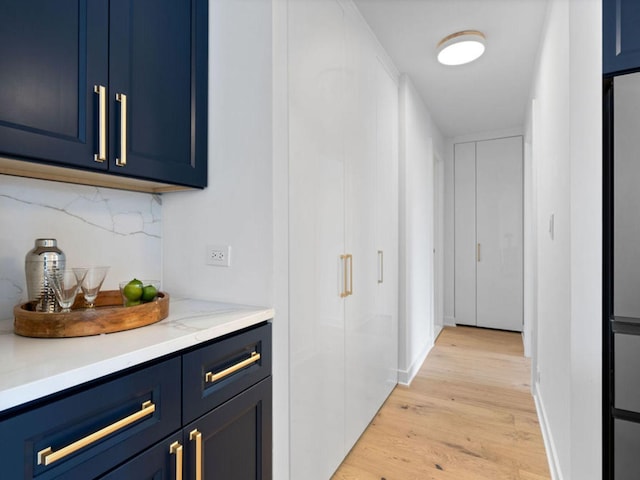 1355 N Sandburg Ter Unit 906D, Chicago, IL 60610 - hallway with light wood-style flooring and baseboards