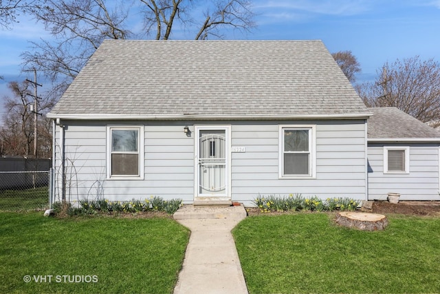 16224 Kedzie Ave, Markham, IL 60428 - new england style home with a shingled roof