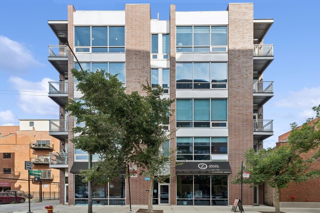 15 S Racine Ave Unit 5N, Chicago, IL 60607 - view of building exterior