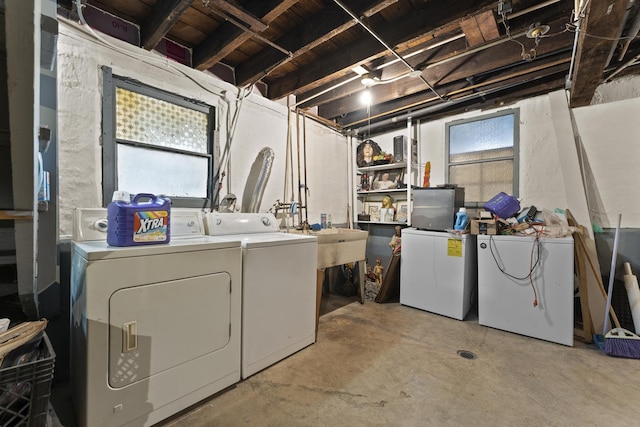 1913 N Kildare Ave, Chicago, IL 60639 - washroom featuring a sink, laundry area, and washer and clothes dryer