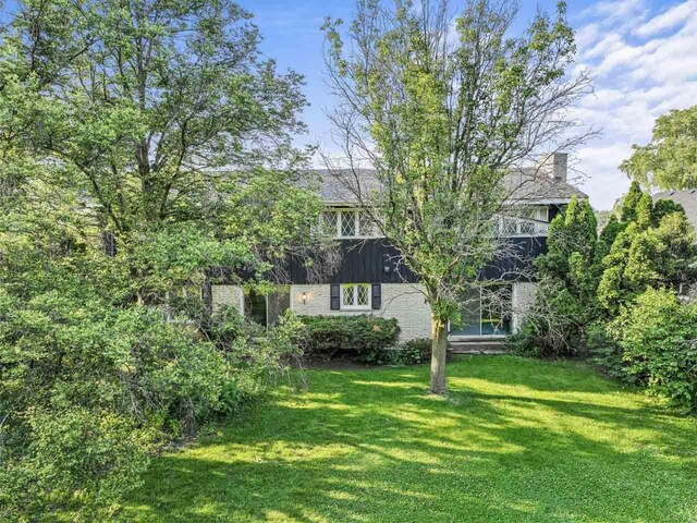 7415 W Ute Ln, Palos Heights, IL 60463 - view of green lawn