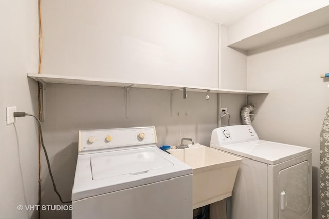 1437 S Busse Rd, Mount Prospect, IL 60056 - washroom featuring washing machine and clothes dryer