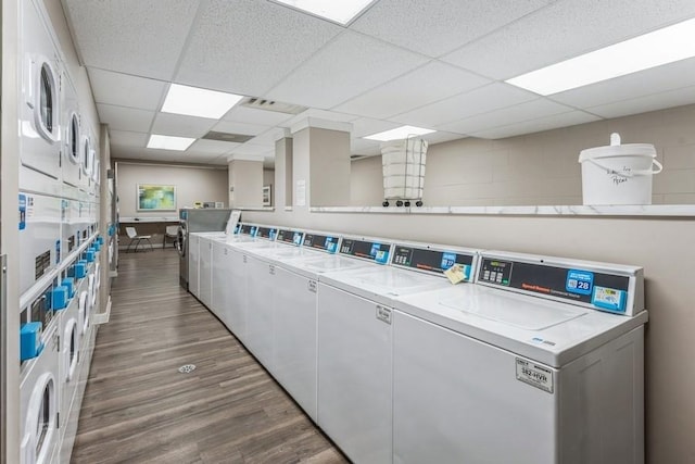 1636 N Wells St Unit 609, Chicago, IL 60614 - community laundry with stacked washer / dryer, washing machine and dryer, and wood finished floors