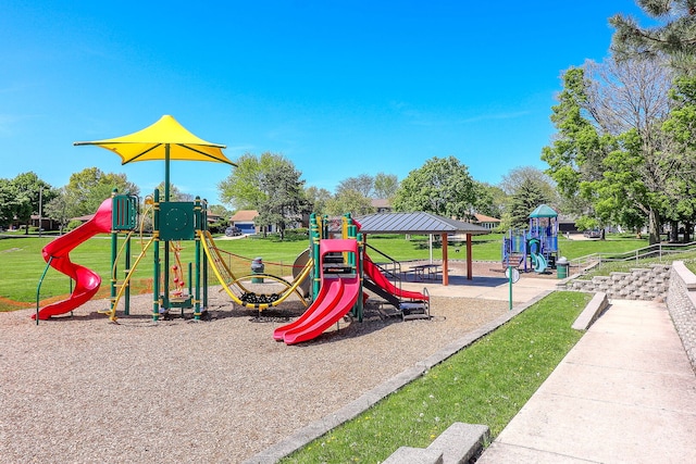 301 Memory Ln Unit 3C, Westmont, IL 60559 - community playground featuring a yard