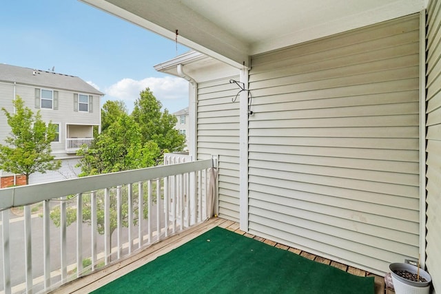 2303 Neubauer Cir, Lindenhurst, IL 60046 - view of balcony