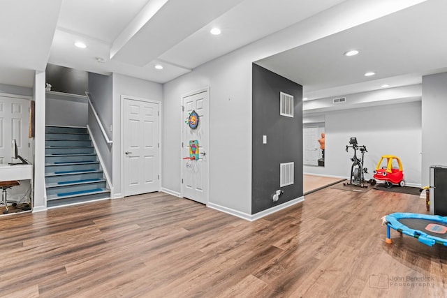 522 Superior St, Vernon Hills, IL 60061 - entrance foyer with stairway, visible vents, and recessed lighting