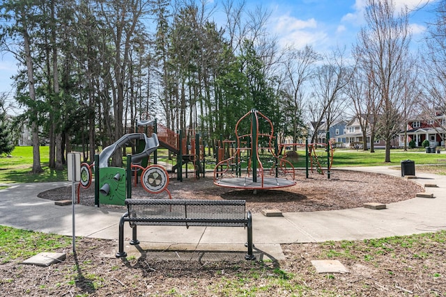 522 Superior St, Vernon Hills, IL 60061 - view of communal playground