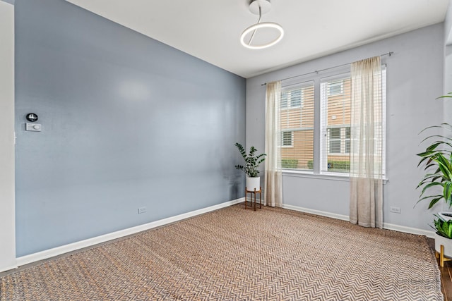 522 Superior St, Vernon Hills, IL 60061 - empty room with baseboards and carpet floors