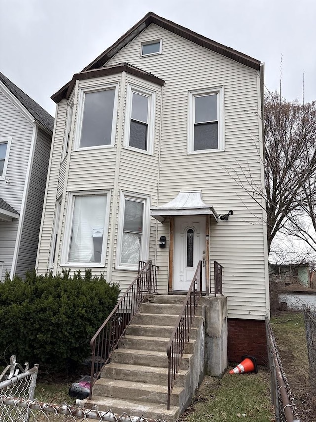 view of front of house