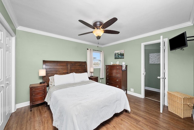 472 Lakewood Blvd, Park Forest, IL 60466 - bedroom featuring wood finished floors, baseboards, and crown molding