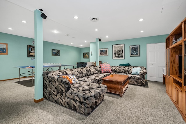 living area featuring baseboards, carpet floors, and recessed lighting