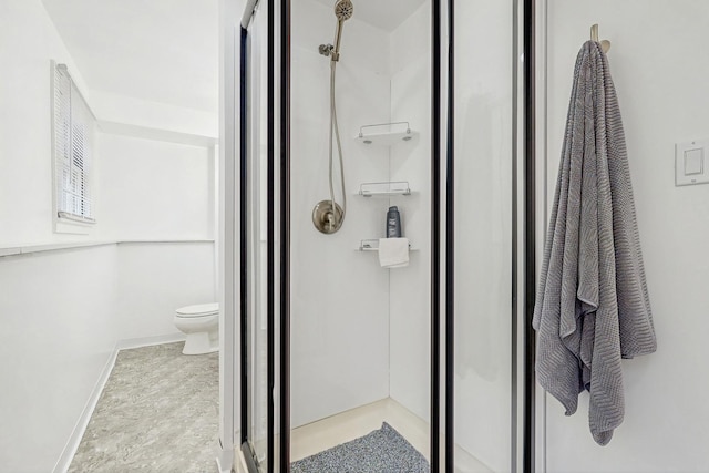 1S550 Hawthorne Ln, Wheaton, IL 60189 - bathroom featuring a shower stall and toilet