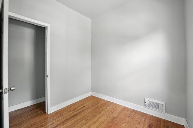 307 E 136th Pl, Chicago, IL 60827 - photo 8