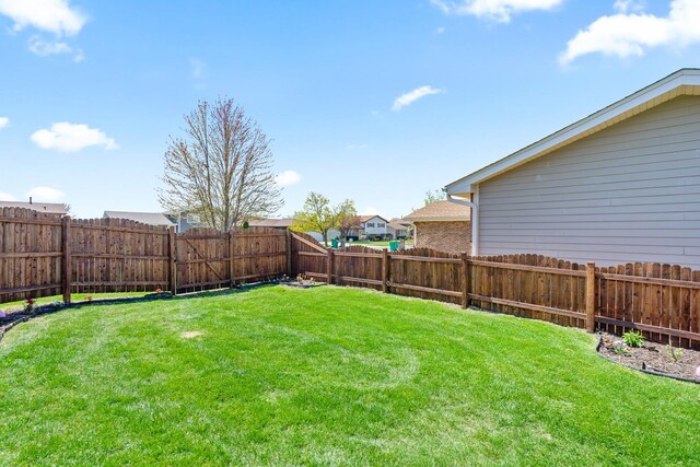 8900 W 169th Pl, Orland Hills, IL 60487 - view of yard