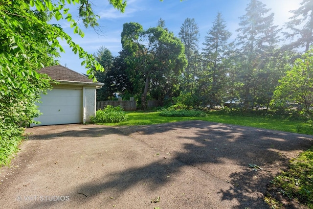 940 W Main St, Saint Charles, IL 60174 - detached garage featuring driveway