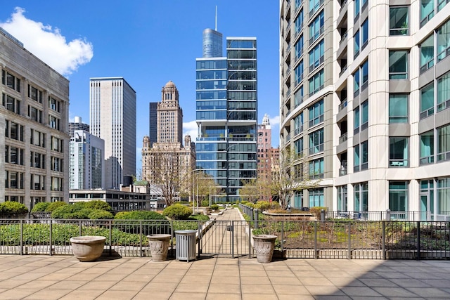 view of home's community featuring a city view
