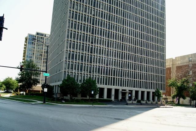 6700 S S Shore Dr Unit 2G, Chicago, IL 60649 - view of property