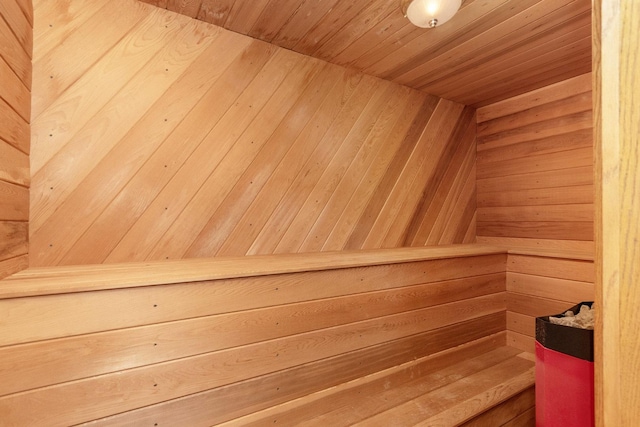 1020 Evergreen Dr, Lake Forest, IL 60045 - sauna featuring wood ceiling and wooden walls