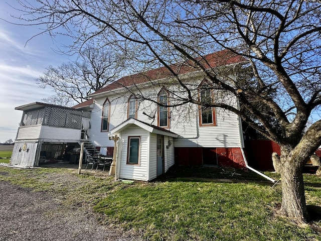 269 Chicago St, Dewitt, IL 61735 - view of front facade with a front yard