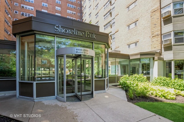 4970 N Marine Dr Unit 523, Chicago, IL 60640 - photo 3