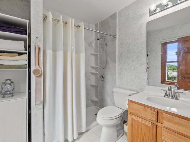 3721 Bunker Hill Dr, Algonquin, IL 60102 - full bathroom featuring tile patterned floors, toilet, vanity, and a shower with curtain