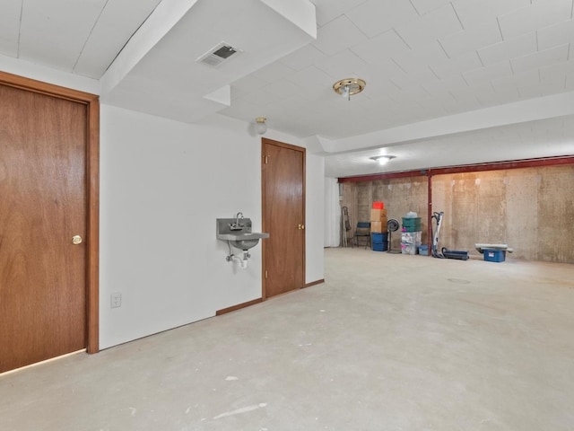 3721 Bunker Hill Dr, Algonquin, IL 60102 - finished below grade area with a sink