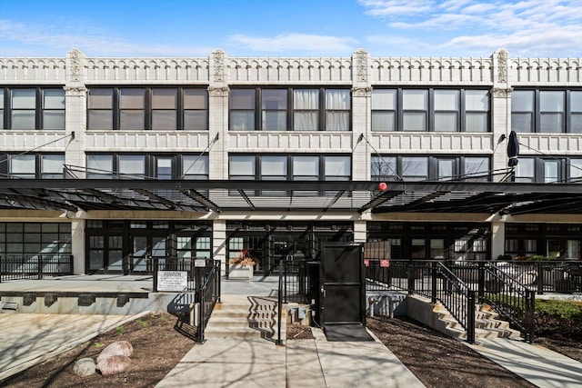 1070 W 15th St Unit 403, Chicago, IL 60608 - view of building exterior