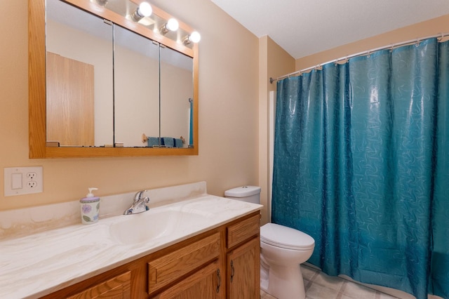 2956 Welland Rd, Earlville, IL 60518 - full bathroom with toilet, curtained shower, and vanity